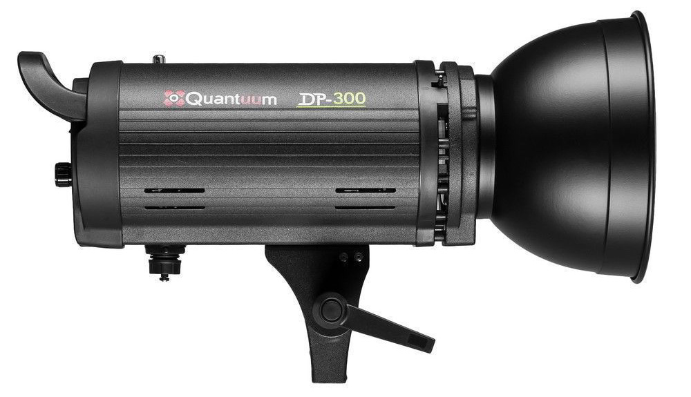 Quantuum DP-300 вспышка